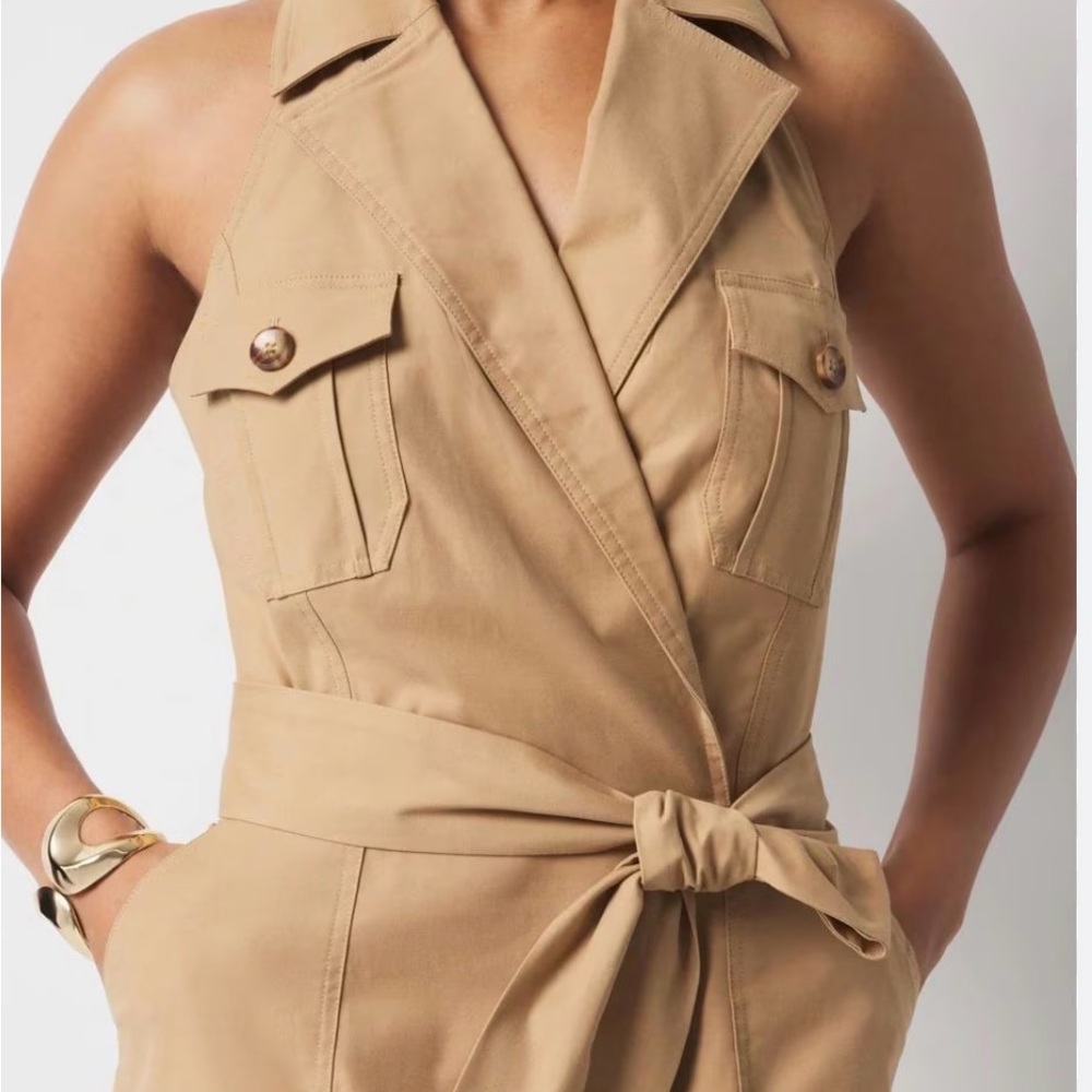White House black market Trench wrap mini size 10